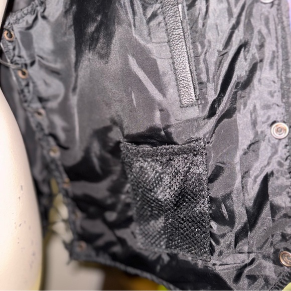 JH Biker Design Vest - Men’s Large - Black Leather - Picture 5 of 9